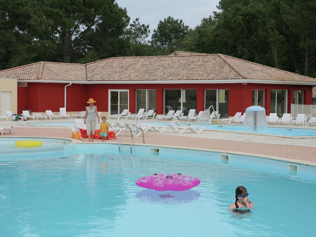 Residence Nemea Les Rives De Saint Brice Ares Dış mekan fotoğraf