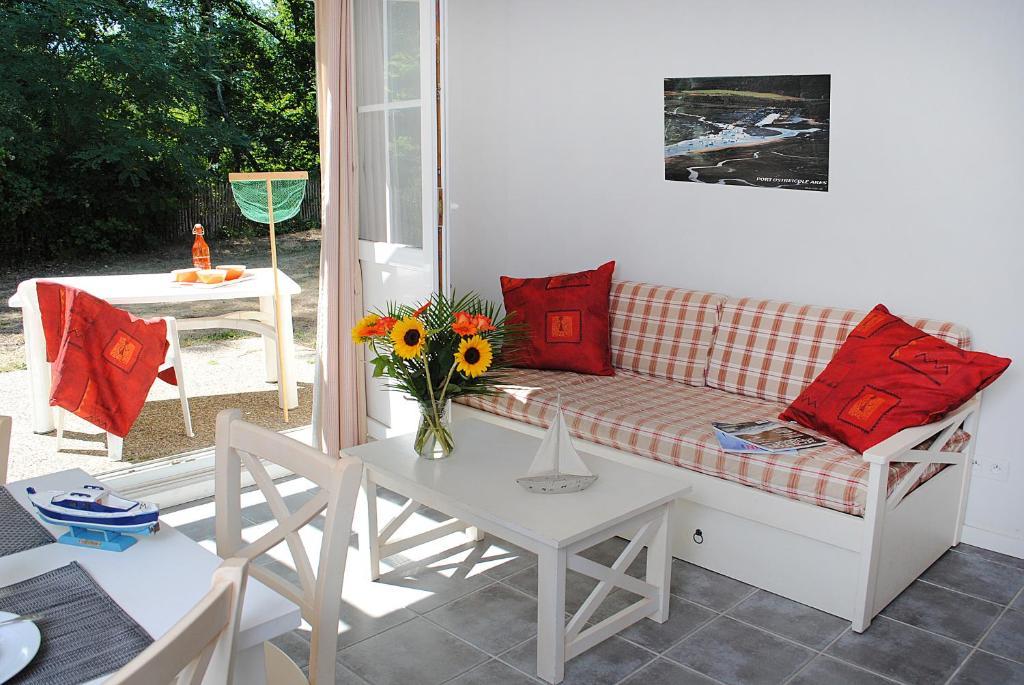 Residence Nemea Les Rives De Saint Brice Ares Dış mekan fotoğraf