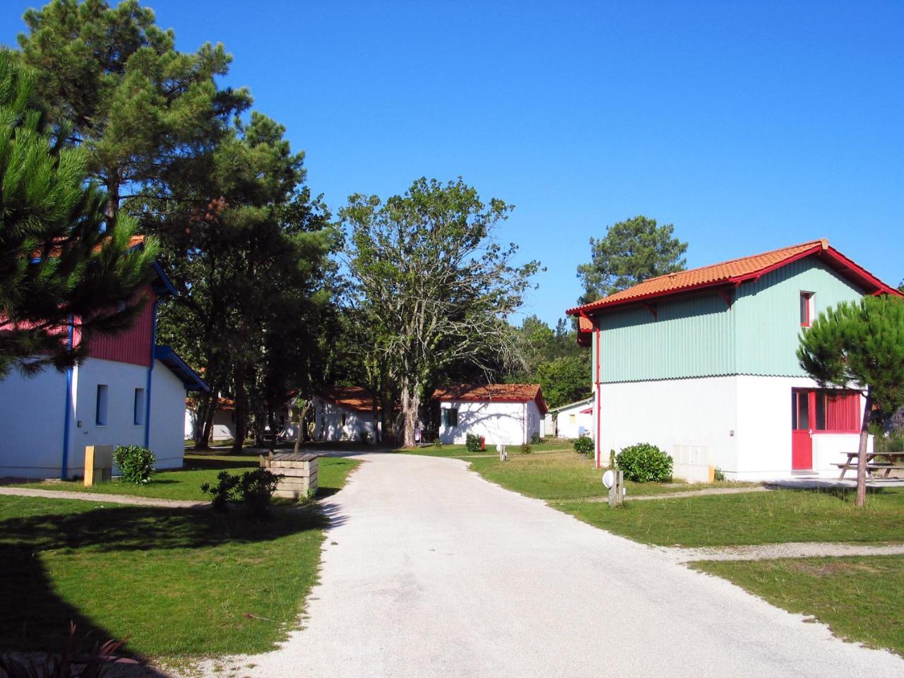 Residence Nemea Les Rives De Saint Brice Ares Dış mekan fotoğraf